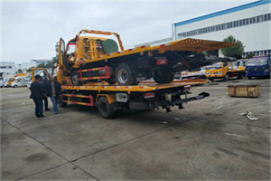 江口同城汽车补胎